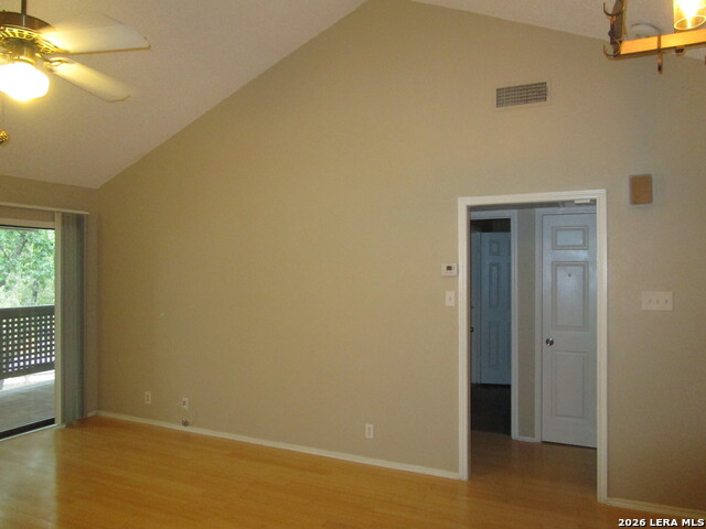 12446 Starcrest Dr Property Photo 11