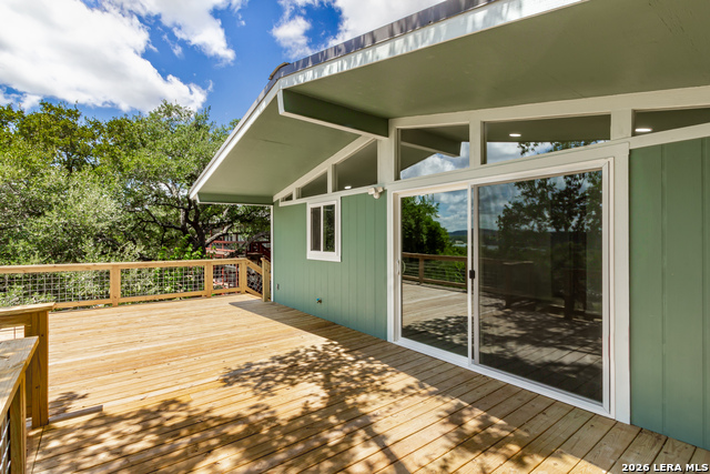 1560 Skyline Hls Property Photo 8
