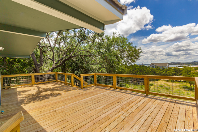 1560 Skyline Hls Property Photo 10
