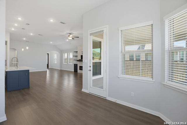 4811 Park Leaf Property Photo 16