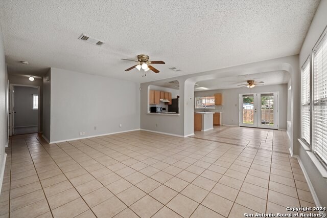 1004 Boxer Pass Drive Property Photo 4