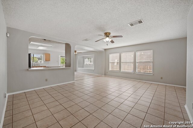 1004 Boxer Pass Drive Property Photo 5