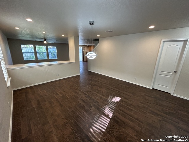 123 Adelaide Oaks Property Photo 6