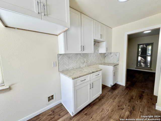 5806 Misty Gln Property Photo 12