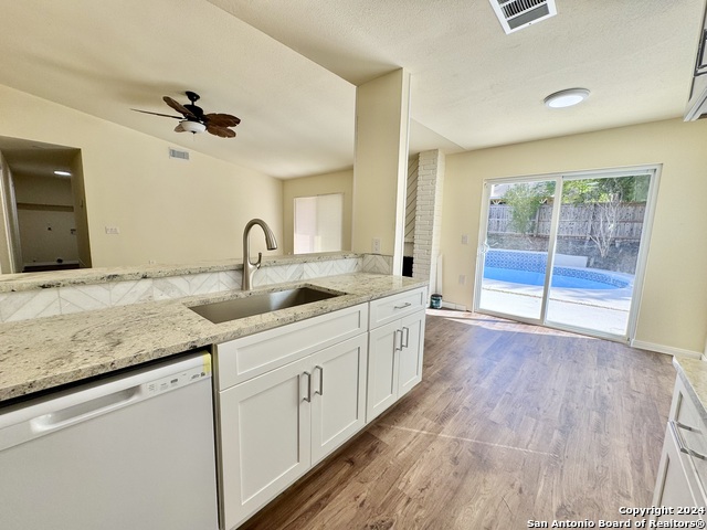 5806 Misty Gln Property Photo 16