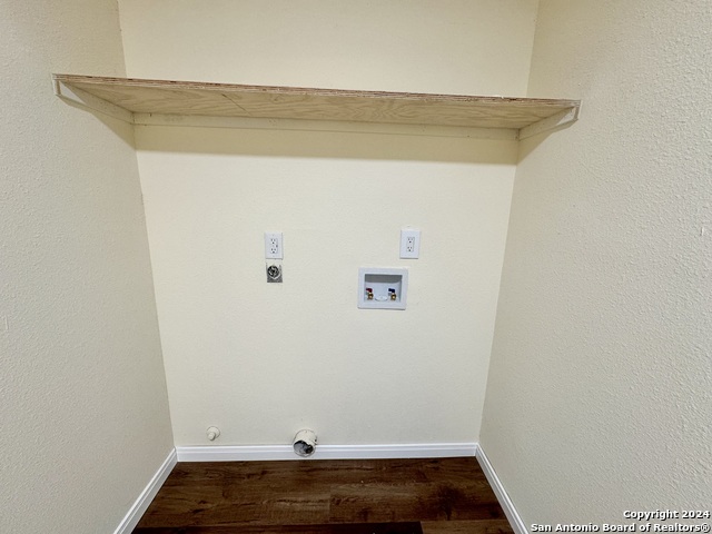 5806 Misty Gln Property Photo 23