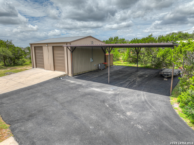 1100 Yaupon Dr Property Photo 44