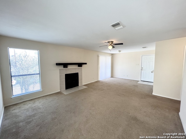 810 Station St Property Photo 2