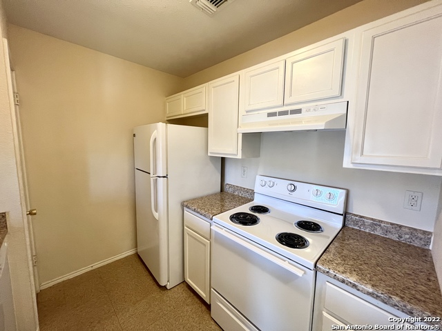 810 Station St Property Photo 6