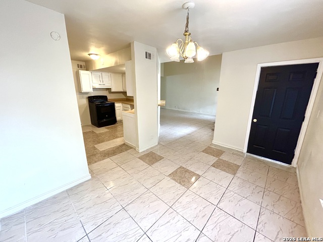 6815 Stockport Property Photo 6