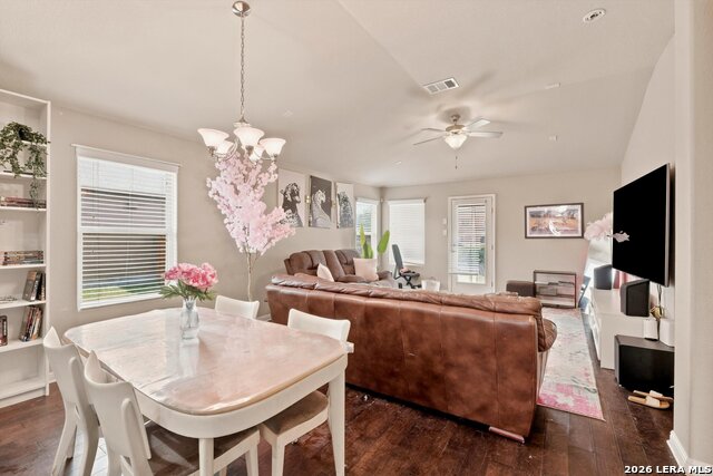 10118 Macarthur Way Property Photo 9