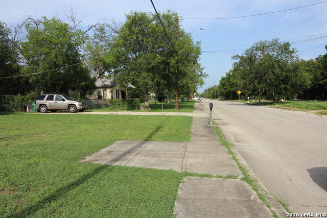 555 Menefee Blvd Property Photo 6