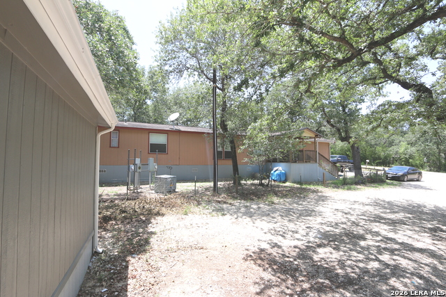 76 & 76b Post Oak Property Photo 2