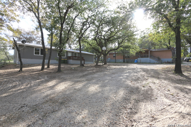 76 & 76b Post Oak Property Photo 4