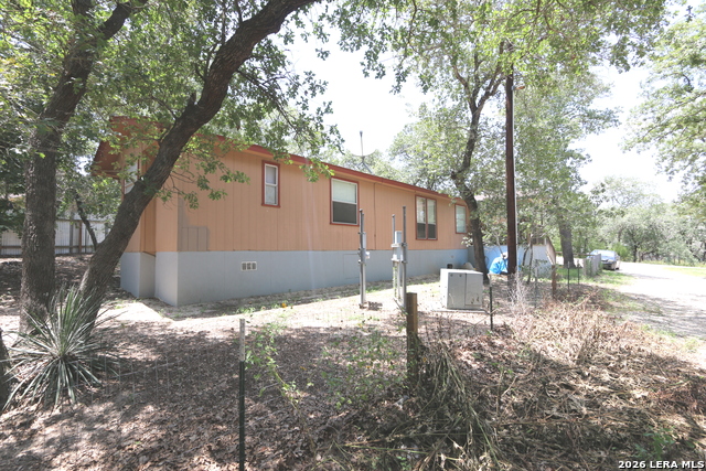 76 & 76b Post Oak Property Photo 5