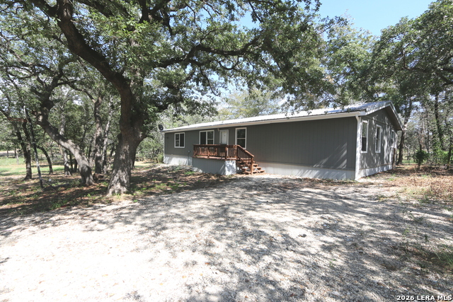 76 & 76b Post Oak Property Photo 6