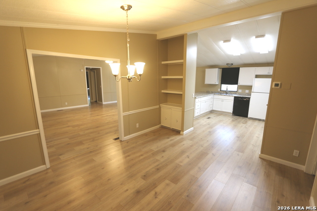 76 & 76b Post Oak Property Photo 8