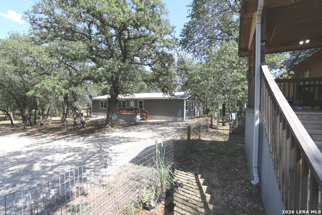 76 & 76b Post Oak Property Photo 28