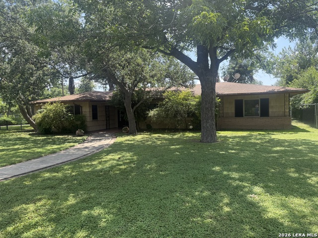 905 Black St Property Photo 1