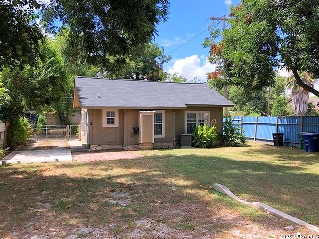 102 Bailey Ave Property Photo 4