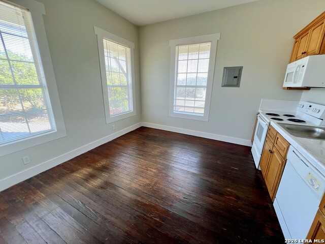 102 Bailey Ave Property Photo 23