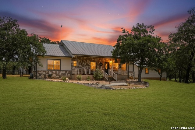 1092 Fm 337 Property Photo 1