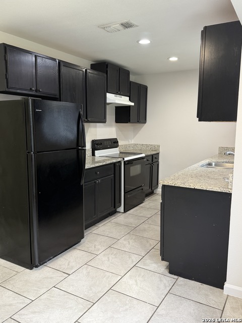 9207 Cliff Way Property Photo 3