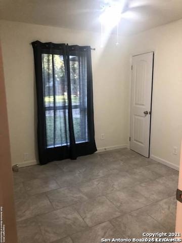 9207 Cliff Way Property Photo 8