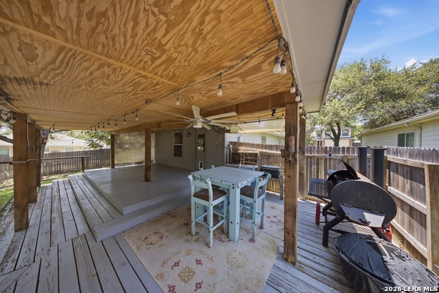 7513 Carriage Pass Property Photo 27