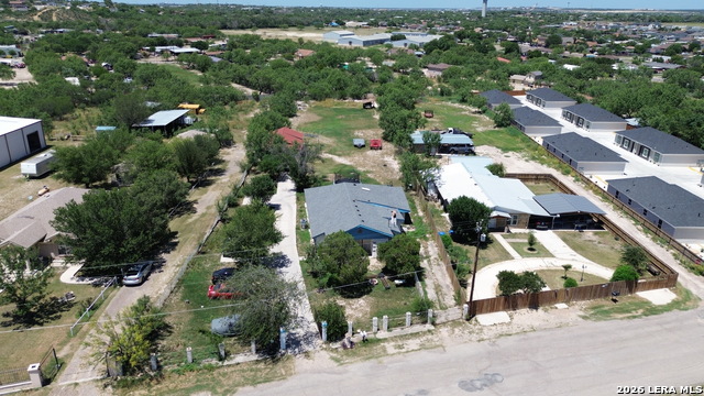 2593 Eidson Rd Property Photo 4