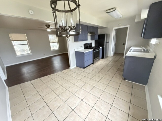 313 Calgary Ave Property Photo 1