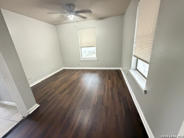 313 Calgary Ave Property Photo 5