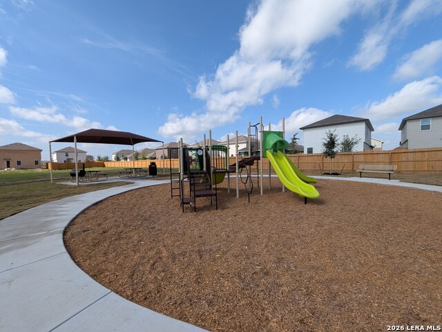 10520 Rainbow Frst Property Photo 32