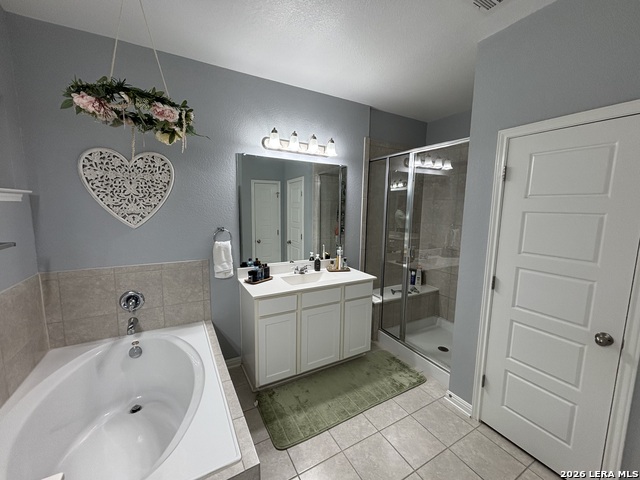 4913 Drovers Property Photo 19