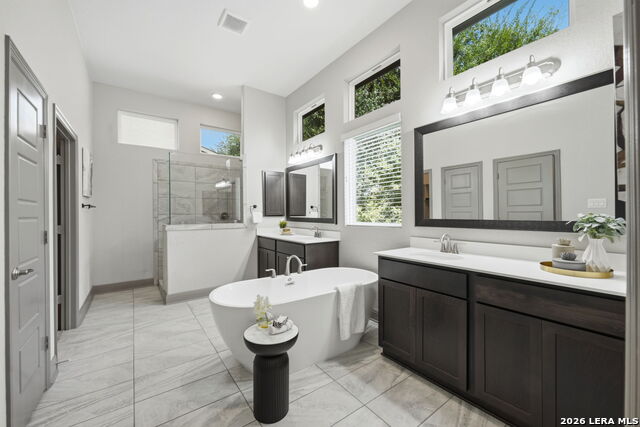 4112 Little Gem Property Photo 7