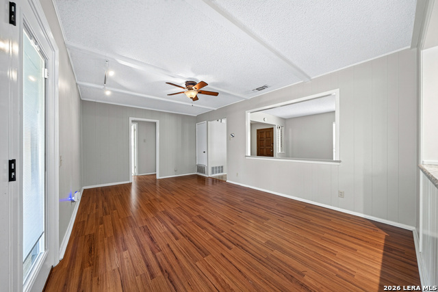 412 Cordoba Dr Property Photo 7
