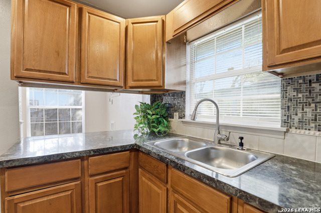 2714 Tampico St Property Photo 4