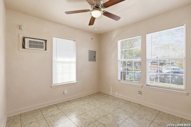 2714 Tampico St Property Photo 5