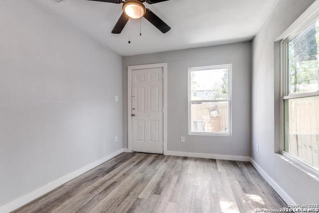 2017 Lyons St Property Photo 3