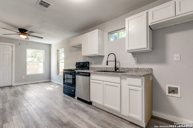 2017 Lyons St Property Photo 5