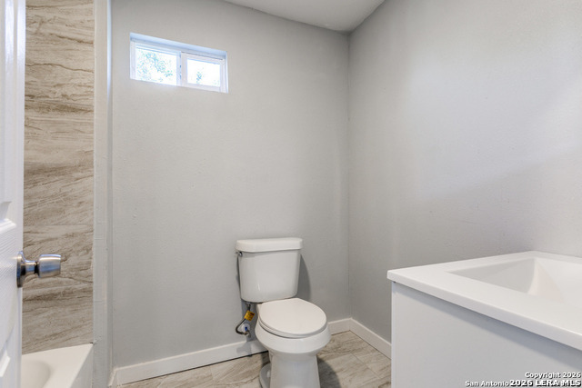 2017 Lyons St Property Photo 11