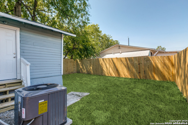 2017 Lyons St Property Photo 12