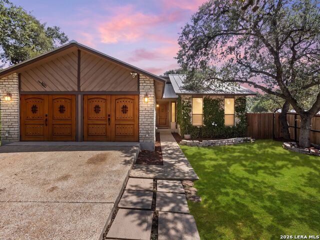 14975 Oak Summit Property Photo 2