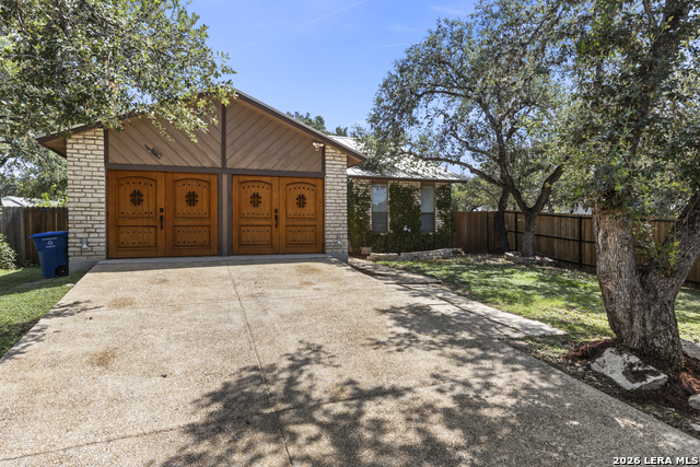 14975 Oak Summit Property Photo 3