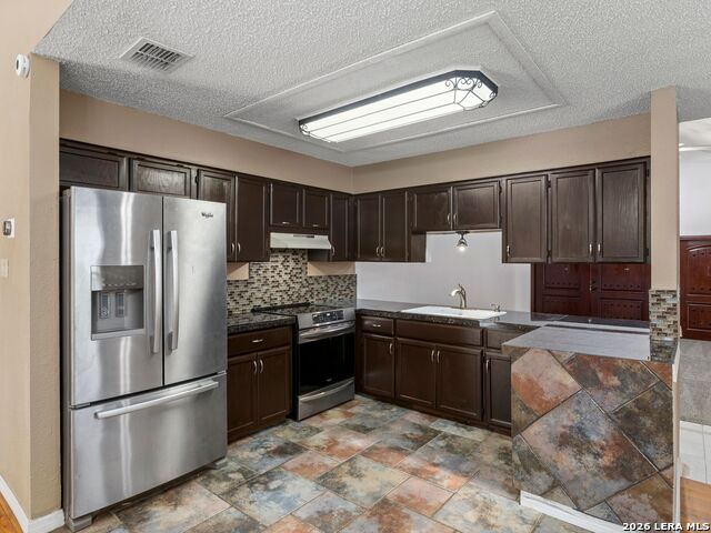 14975 Oak Summit Property Photo 12