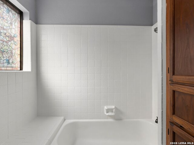 14975 Oak Summit Property Photo 22