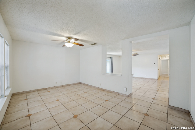 2619 Jade Hill Property Photo 4