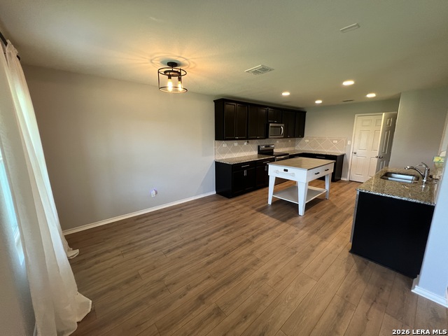 12037 Silver Light Property Photo 11