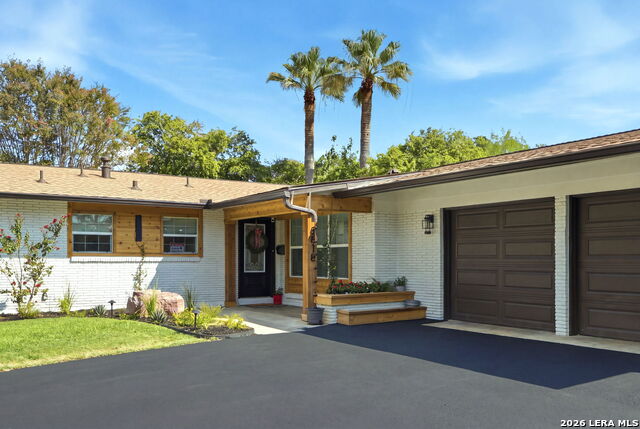 6818 Moss Oak Dr Property Photo 5