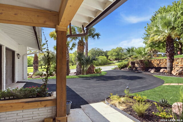 6818 Moss Oak Dr Property Photo 7